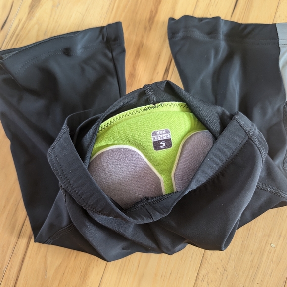 Women's Cannondale Bicycle Shorts (Padded) - Picture 3 of 5